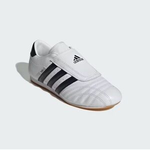 ADIDAS WOMENS TAEKWONDO SLIP-ON SNEAKERS IN WHITE/BLACK